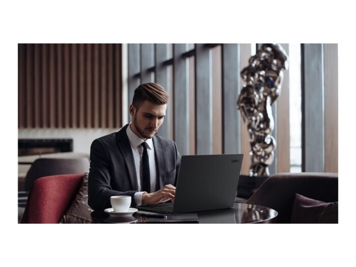 Acer TravelMate TMP414-42-TCO-R8M9 14" IPS WUXGA/R5 PRO 8540U/16GB/SSD 512 GB/AMD Radeon Graphics/Win11Pro/ENG tastatūra/FP/Zils/3 gadu garantija | Acer