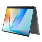 Asus Vivobook 16 Flip TP3607SA-RJ033W | Matēti pelēks | 16" | OLED | Skārienekrāns | 3K | 120 Hz | 2880 x 1800 pikseļi | Spīdīgs | Intel Core Ultra 7 | 256V | 16 GB | LPDDR5X | Cietvielas diska ietilpība 1000 GB | Intel Graphics | Windows 11 Home | 802.11be | Bluetooth versija 5.4 | Tastatūras valoda ASV starptautiskā | Tastatūras apgaismojums | Garantija 24 mēneši